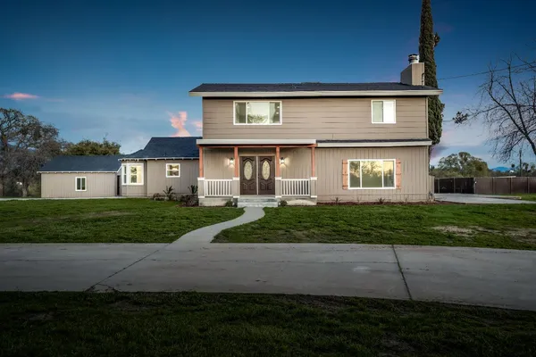 $639,950 | 28718 Auberry Road, Prather, CA 93651