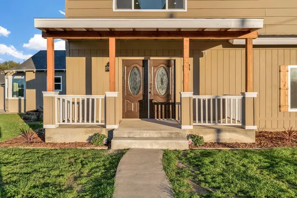 $639,950 | 28718 Auberry Road, Prather, CA 93651