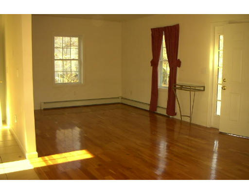 142 Alpine Road Fitchburg, MA 01420 - Photo 4 of 10 Gallery Image 4