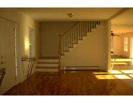 142 Alpine Road Fitchburg, MA 01420 - Photo 5 of 10 Gallery Image 5