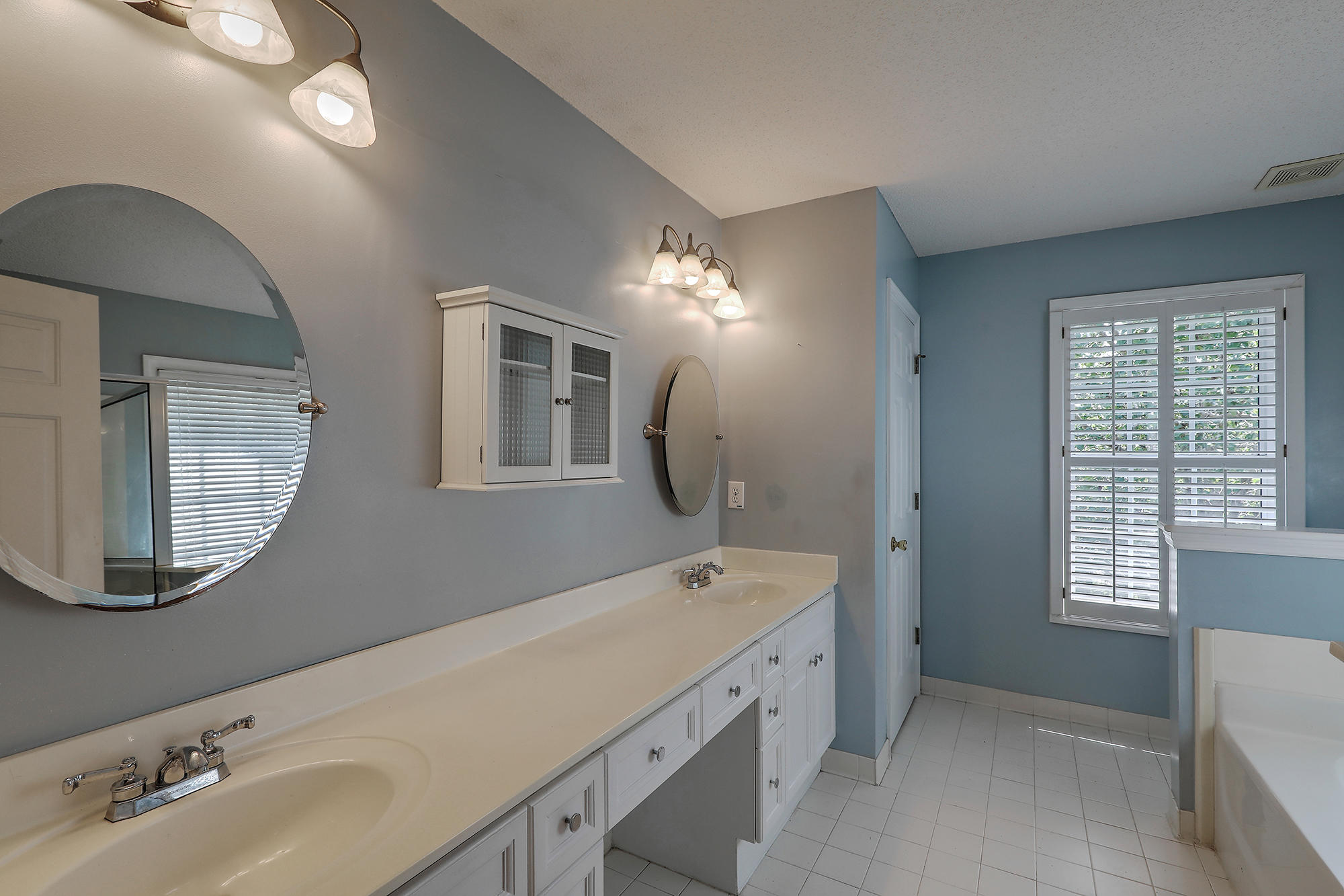737 Ginglis Way Mount Pleasant, SC 29464 - Photo 17 of 36 1R3A8814_5_6