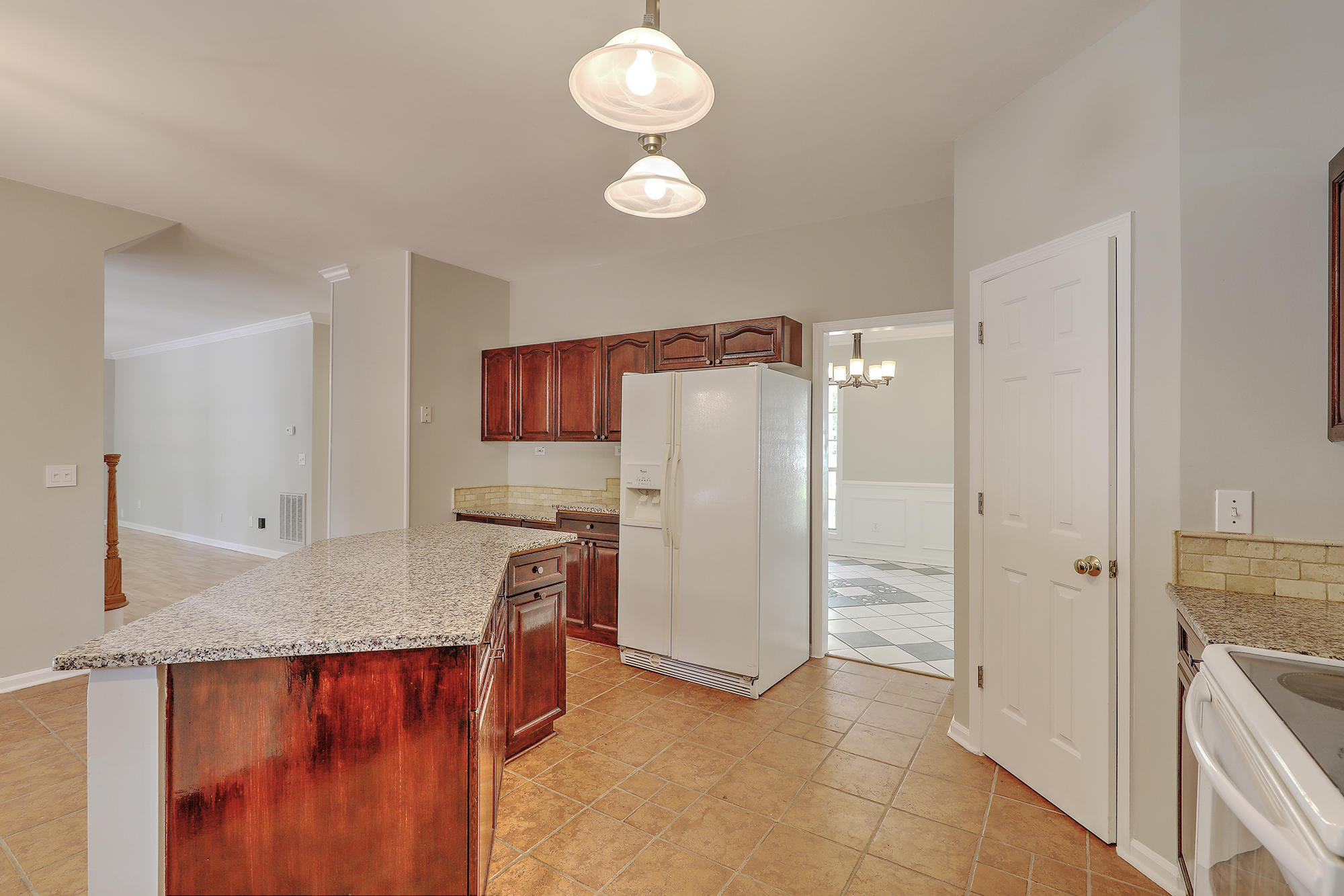 737 Ginglis Way Mount Pleasant, SC 29464 - Photo 9 of 36 1R3A8796_7_8