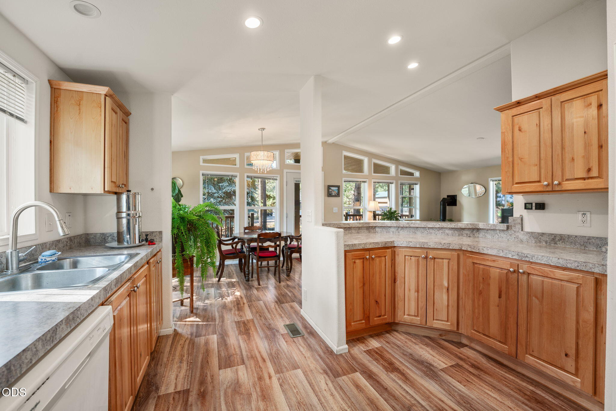 17274 Jacinto Road Bend, OR 97707 - Photo 13 of 30 Gallery Image 13