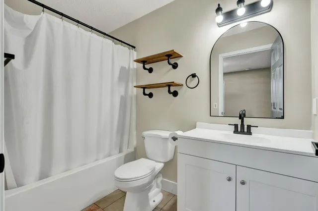 $359,000 | 310 Blossom Drive, Dayton, TN 37321