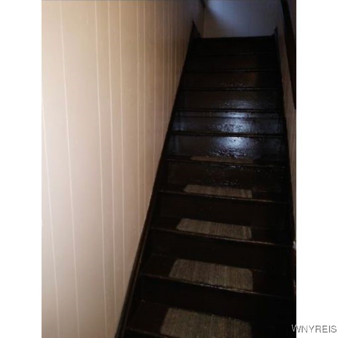 145 Arkansas Street Buffalo, NY 14213 - Photo 5 of 12