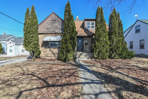 $245,000 | 1908 Columbus Street, Manitowoc, WI 54220