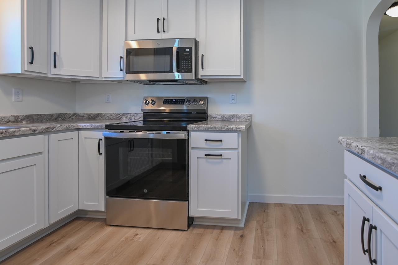 1908 Columbus Street Manitowoc, WI 54220 - Photo 18 of 50