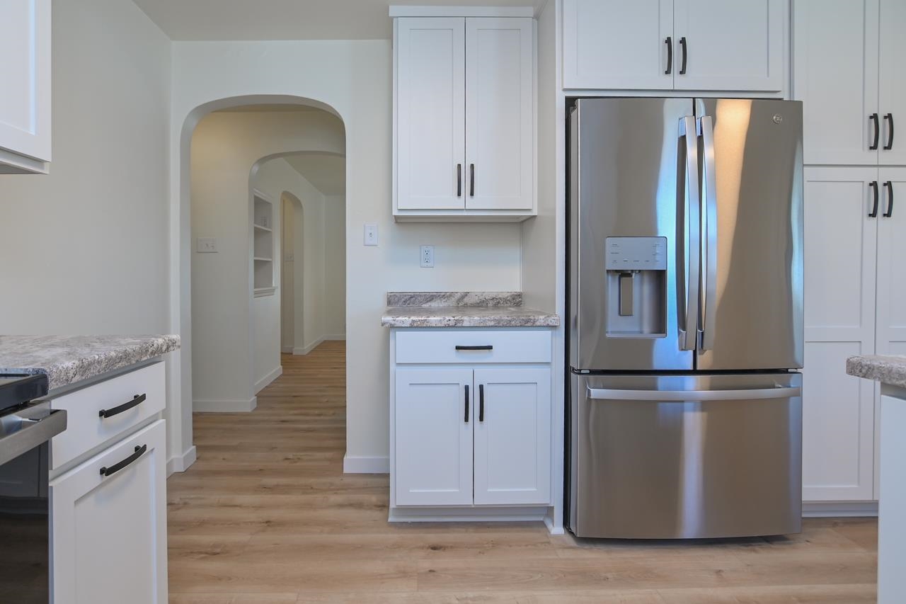 1908 Columbus Street Manitowoc, WI 54220 - Photo 23 of 50