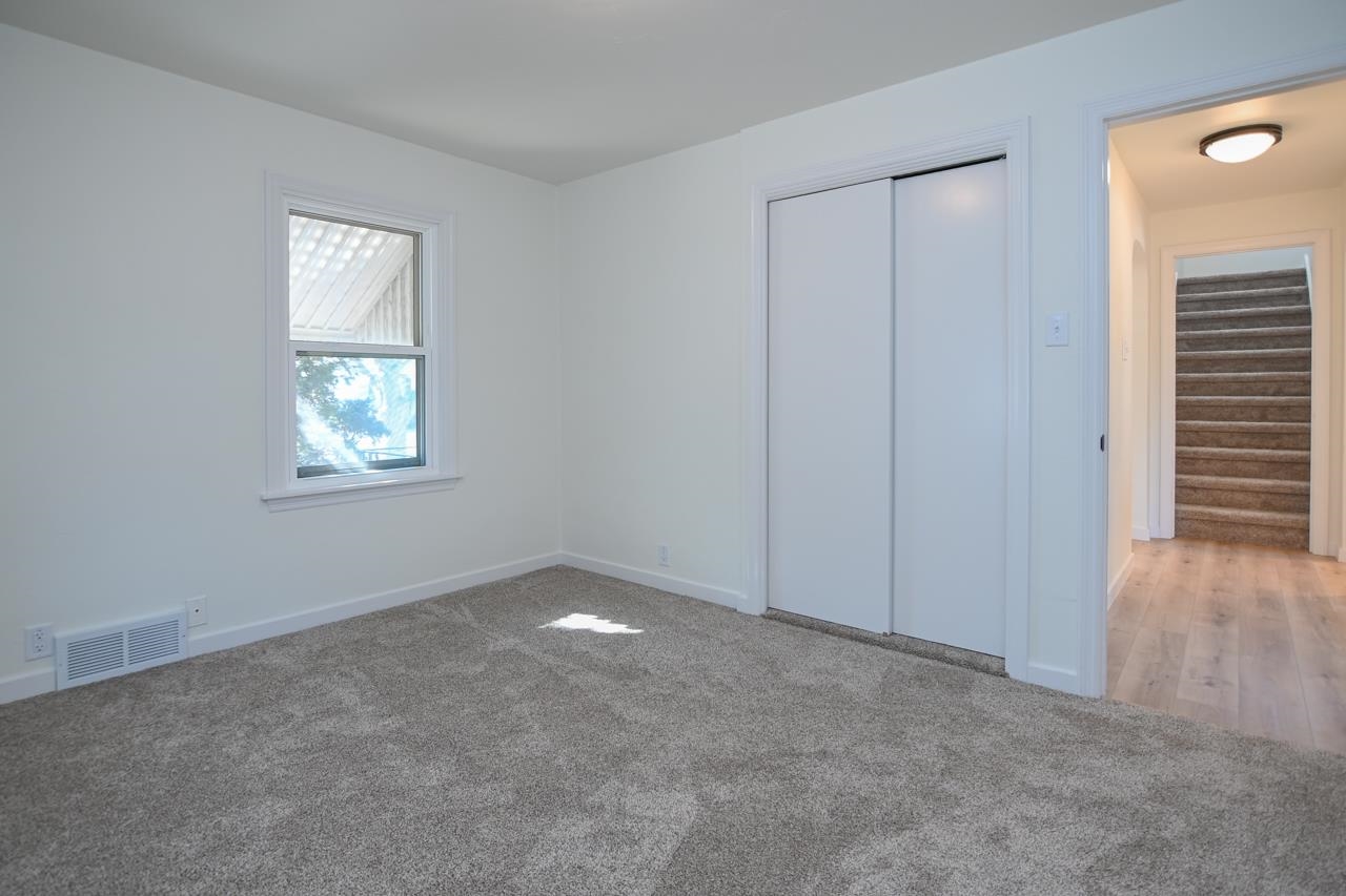 1908 Columbus Street Manitowoc, WI 54220 - Photo 33 of 50