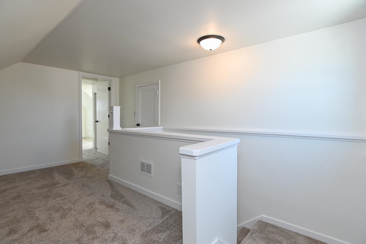 1908 Columbus Street Manitowoc, WI 54220 - Photo 34 of 50