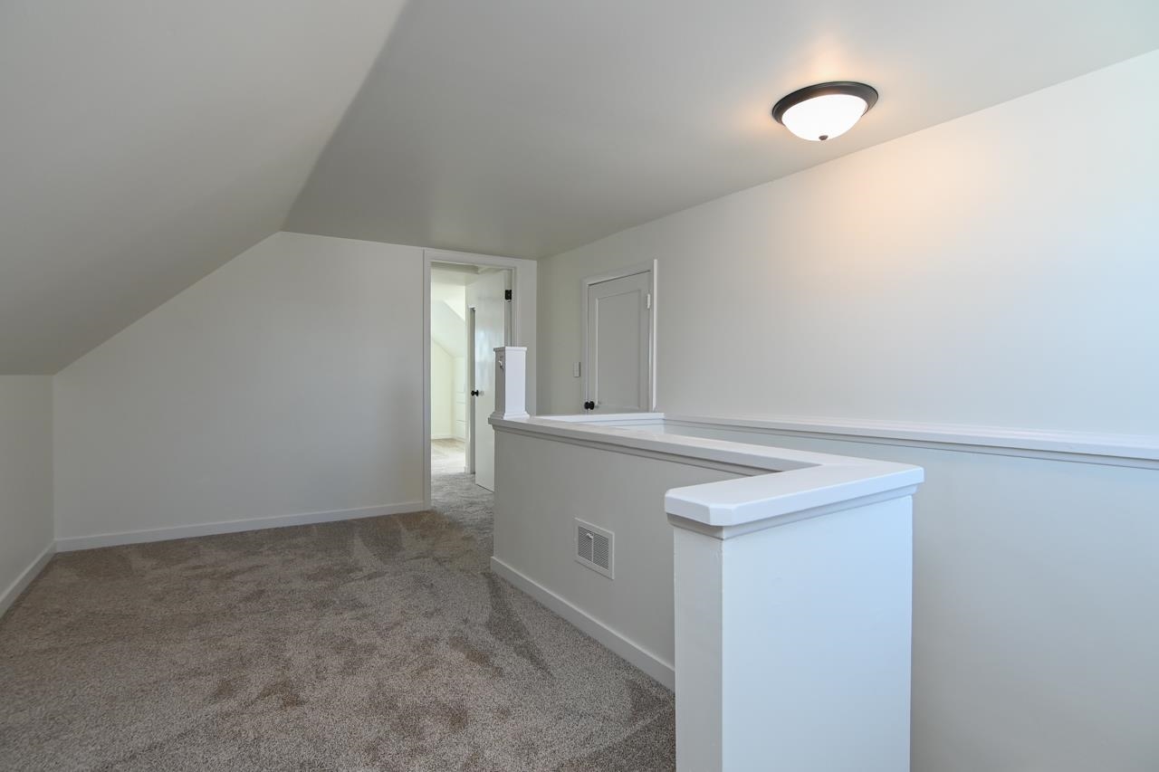 1908 Columbus Street Manitowoc, WI 54220 - Photo 35 of 50