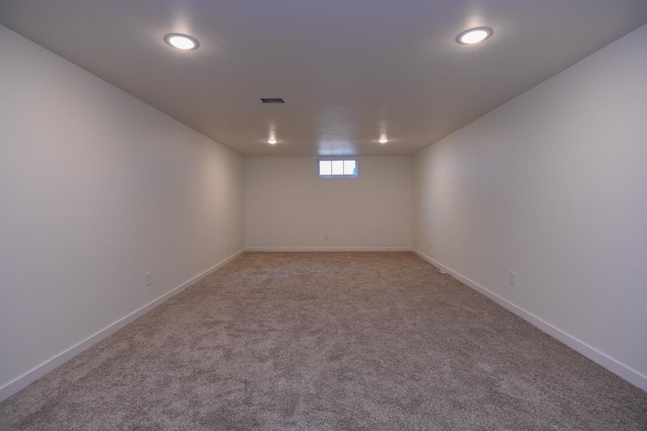 1908 Columbus Street Manitowoc, WI 54220 - Photo 40 of 50