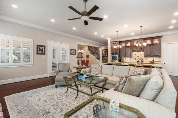 $1,199,000 | 108 McGoey Circle, Shenandoah, TX 77384