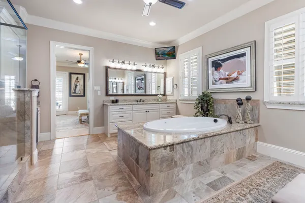 $1,199,000 | 108 McGoey Circle, Shenandoah, TX 77384