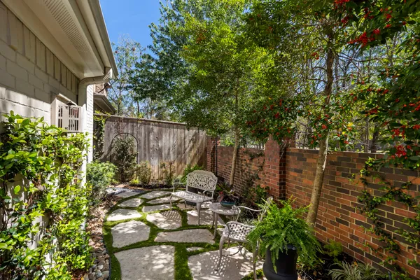 $1,199,000 | 108 McGoey Circle, Shenandoah, TX 77384
