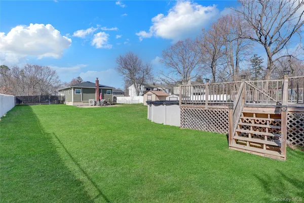 $615,000 | 36 Studley Street, Brentwood, NY 11717