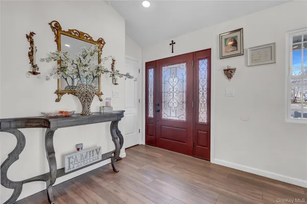 $615,000 | 36 Studley Street, Brentwood, NY 11717