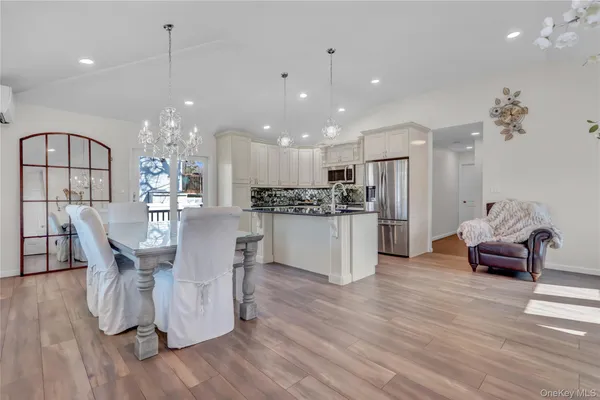 $615,000 | 36 Studley Street, Brentwood, NY 11717