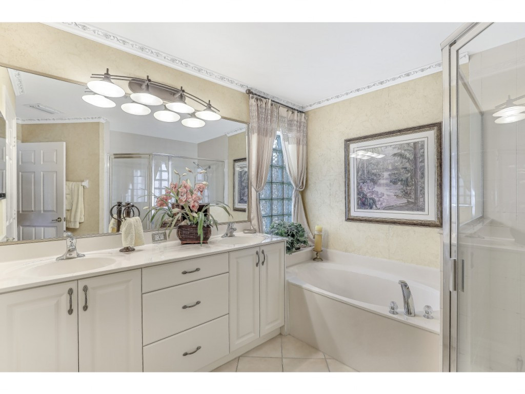 1758 Ribbon Fan Lane Naples, FL 34119 - Photo 16 of 35 Photo 16