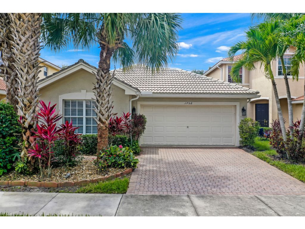 1758 Ribbon Fan Lane Naples, FL 34119 - Photo 5 of 35 Photo 5