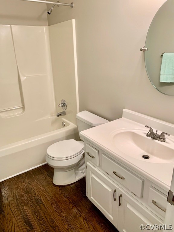 8301 Cattail Road Chesterfield, VA 23838 - Photo 25 of 31 a bathroom with a sink a toilet and bathtub