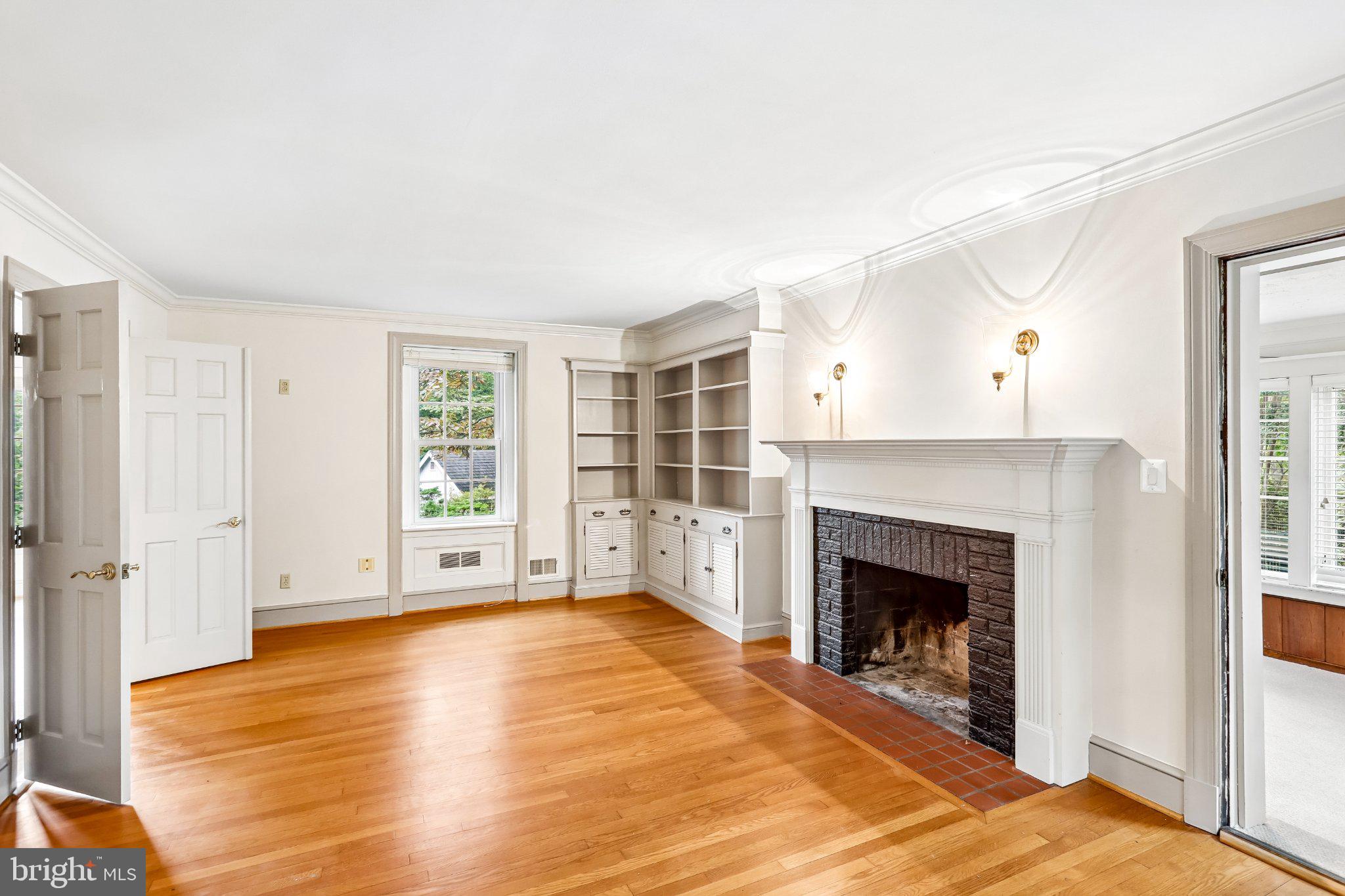 10519 Deneane Road Silver Spring, MD 20903 - Photo 7 of 20 Gallery Image 7