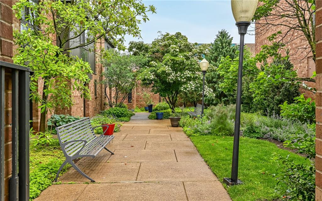 48 Foster Square Pittsburgh, PA 15212 - Photo 24 of 27 Gallery Image 24