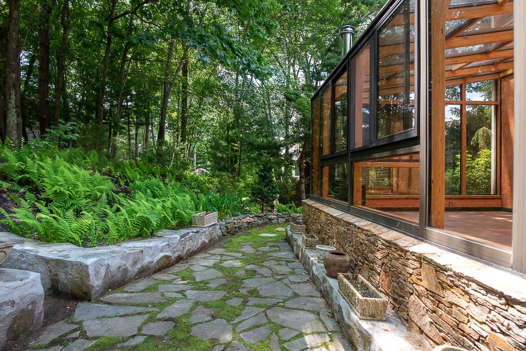 71 Highland View Drive Sutton, MA 01590 - Photo 30 of 32 Gallery Image 30