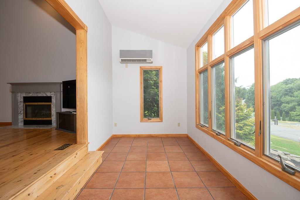 71 Highland View Drive Sutton, MA 01590 - Photo 6 of 32 Gallery Image 6