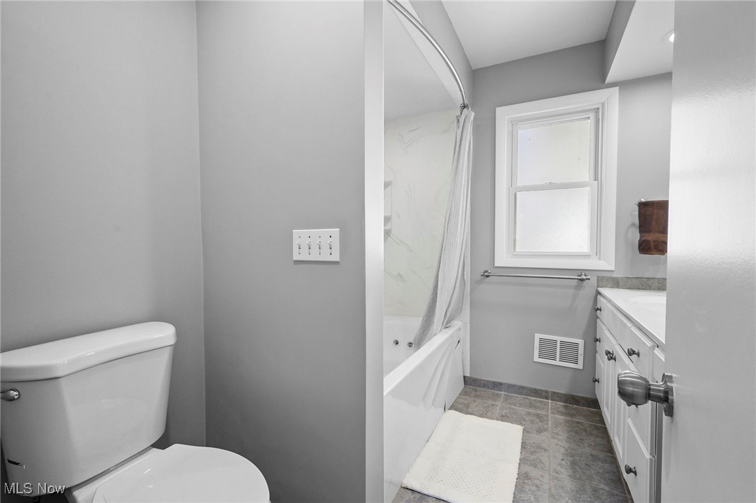 6335 Highland Road Cleveland, OH 44143 - Photo 23 of 35