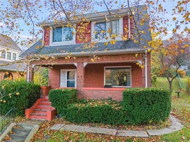 $229,900 | 433 Green Street, Homestead, PA 15120