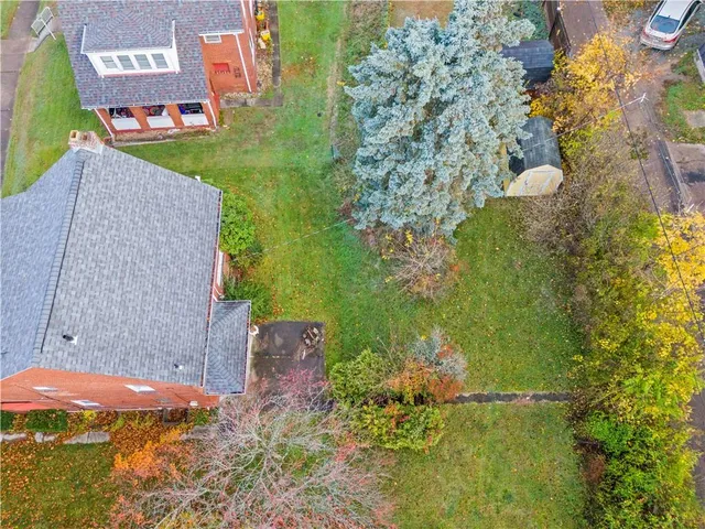 a view of an outdoor space and a yard