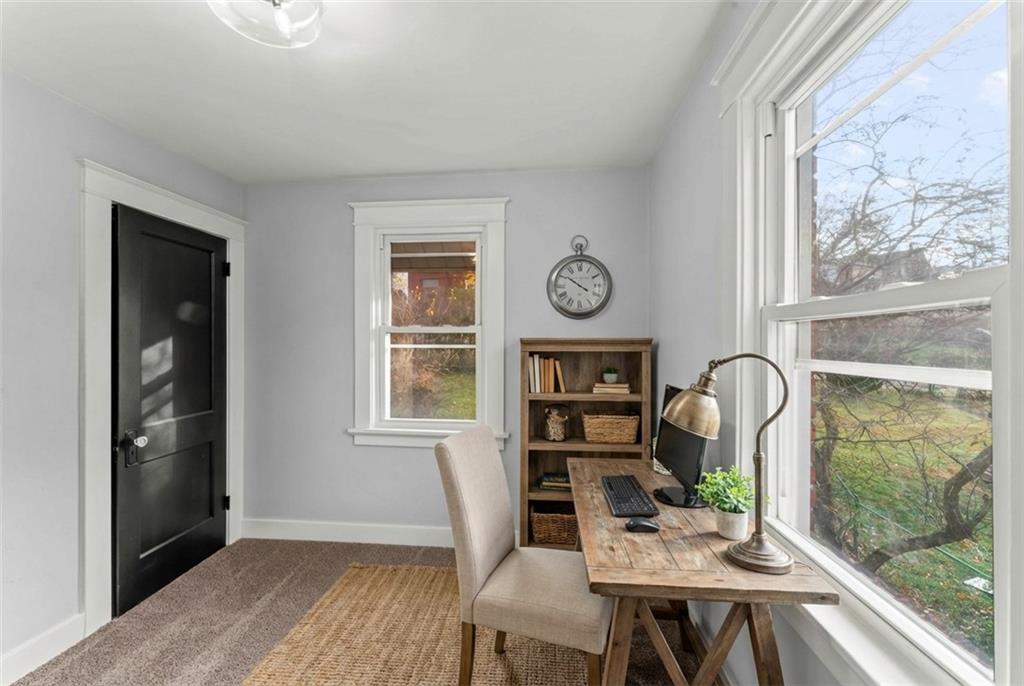 433 Green Street Homestead, PA 15120 - Photo 27 of 33 a workspace with wooden floor