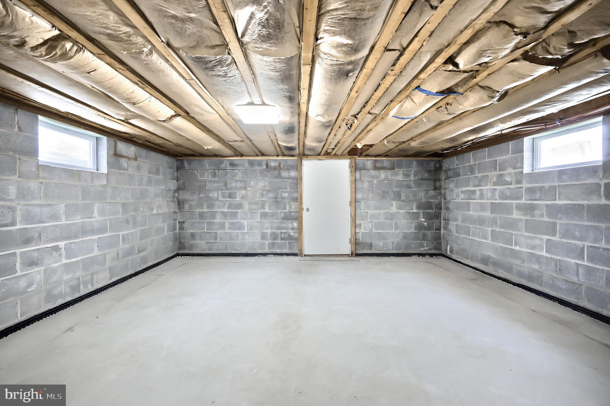 4619 South Road Harrisburg, PA 17109 - Photo 29 of 29 a view of an empty room