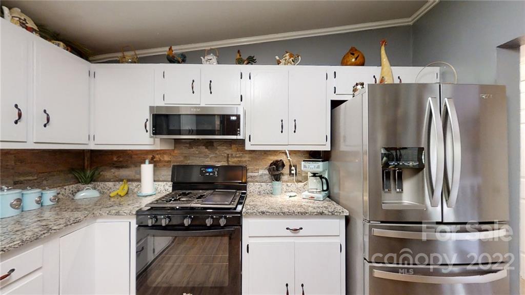 19 Sandy Road Franklin, NC 28734 - Photo 5 of 24 Gallery Image 5