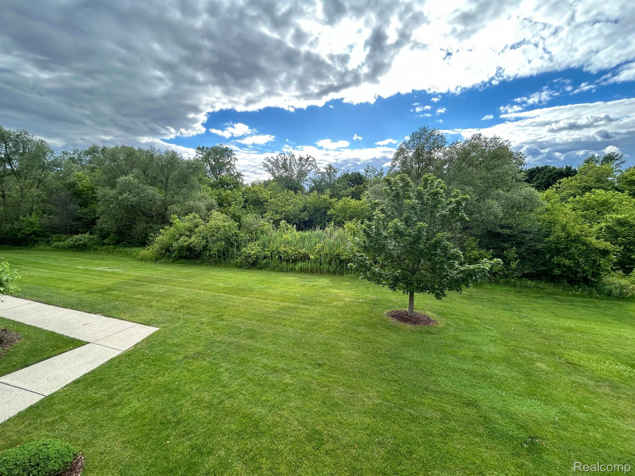 45511 Heather Ridge Drive, Unit 98 Macomb, MI 48044 - Photo 25 of 31 Gallery Image 25