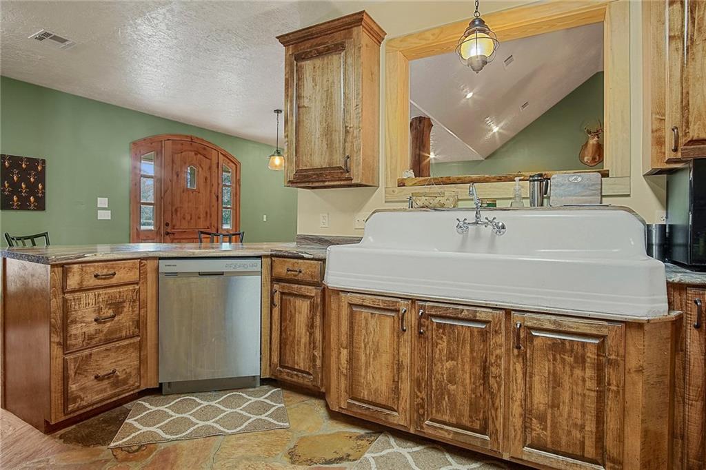 46249 Jenkins Road, Unit 2 Franklinton, LA 70438 - Photo 12 of 25 Gallery Image 12