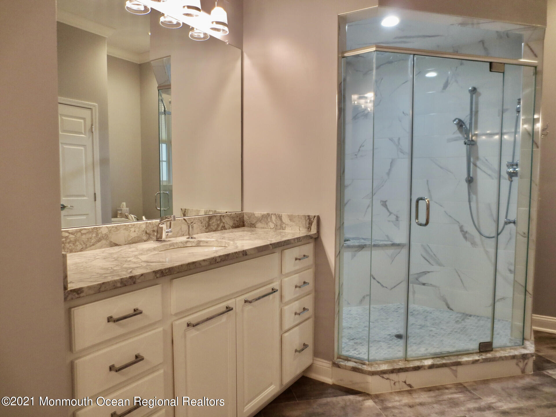 2 Percheron Road Manalapan, NJ 07726 - Photo 13 of 27 2PercheronRd_14321_13