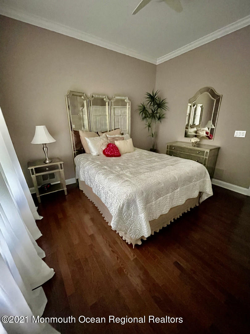 2 Percheron Road Manalapan, NJ 07726 - Photo 15 of 27 2PercheronRd_14321_15