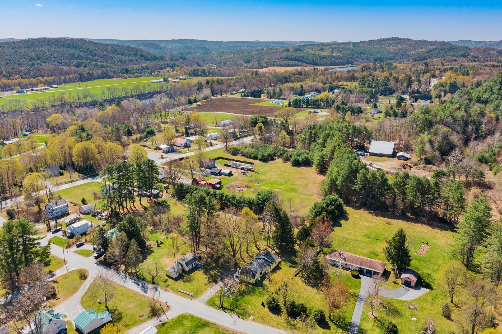 126 Thrasher Road Weathersfield, VT 05089 - Photo 6 of 37