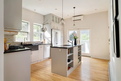 $2,050,000 | 514 Franklin Street, Cambridge, MA 02139