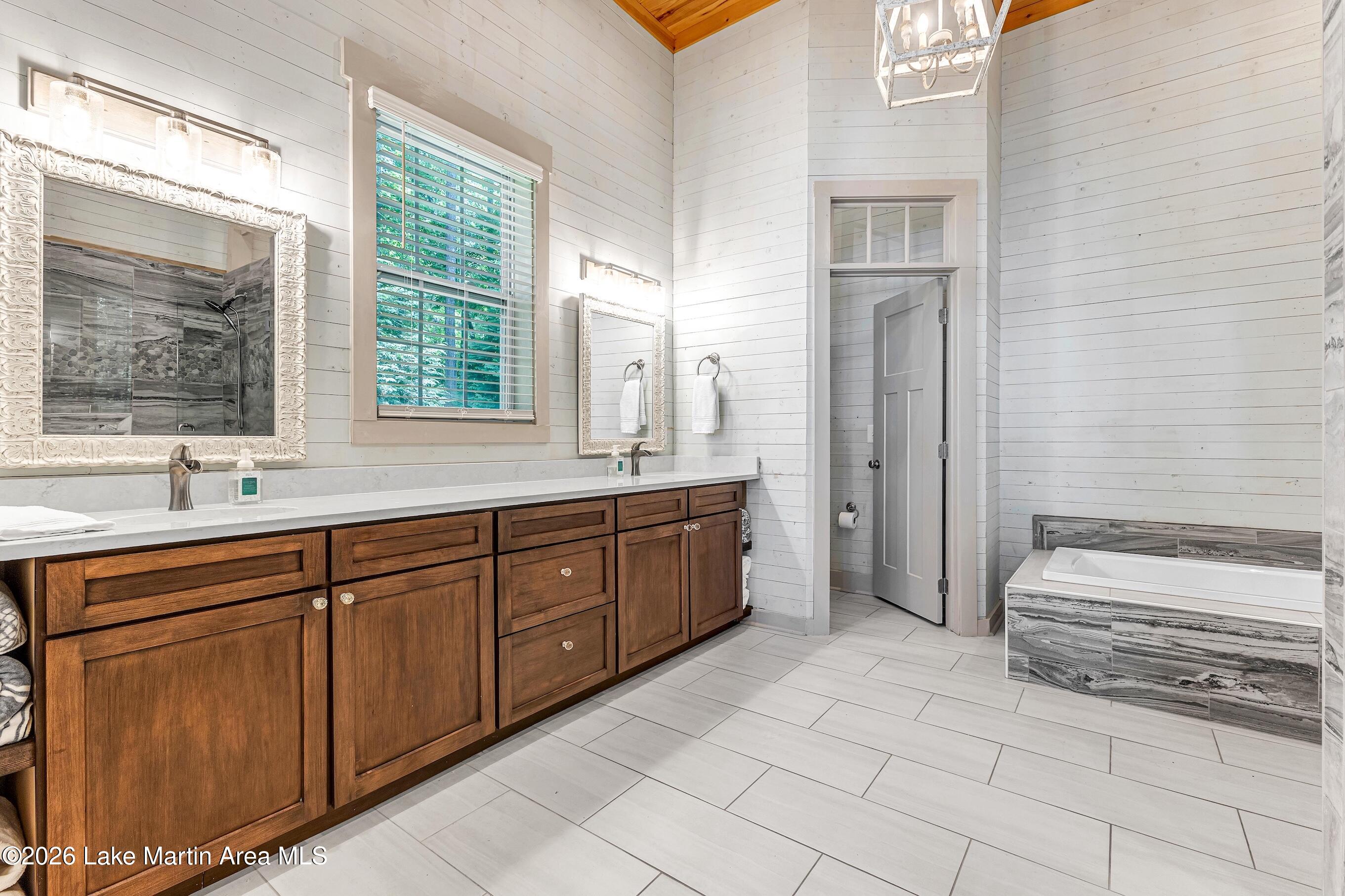 242 Tomahawk Road Dadeville, AL 36853 - Photo 20 of 70 582A2808