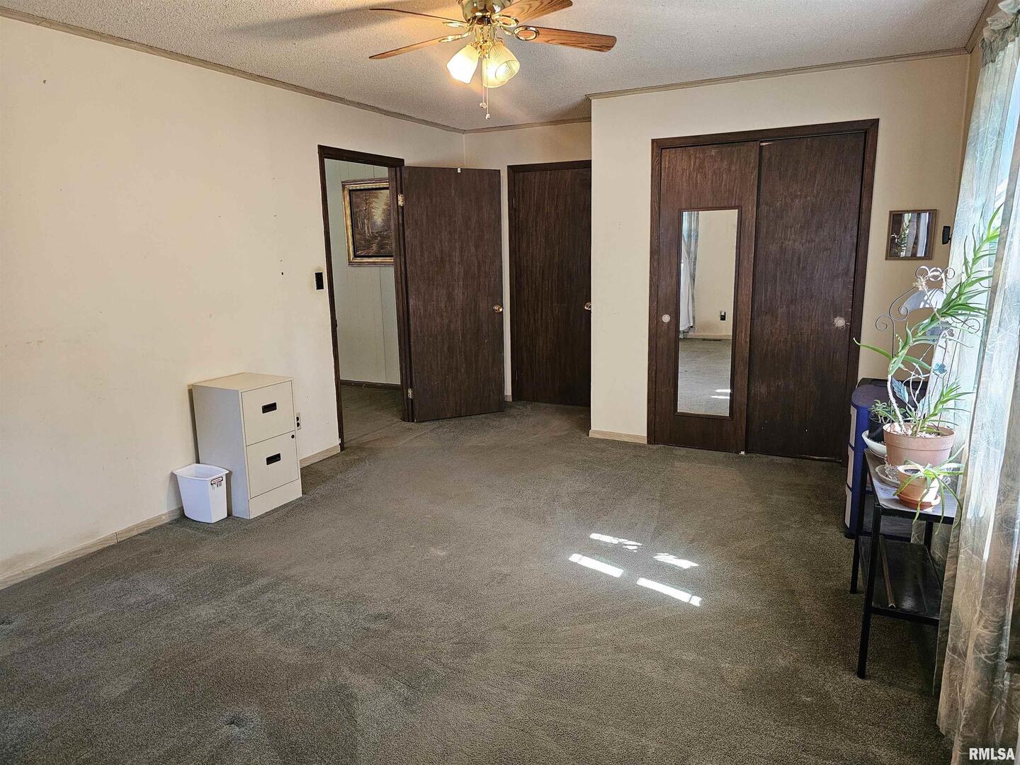 4864 Boaz Road Grand Chain, IL 62941 - Photo 18 of 32 a view of an empty room with a bathroom
