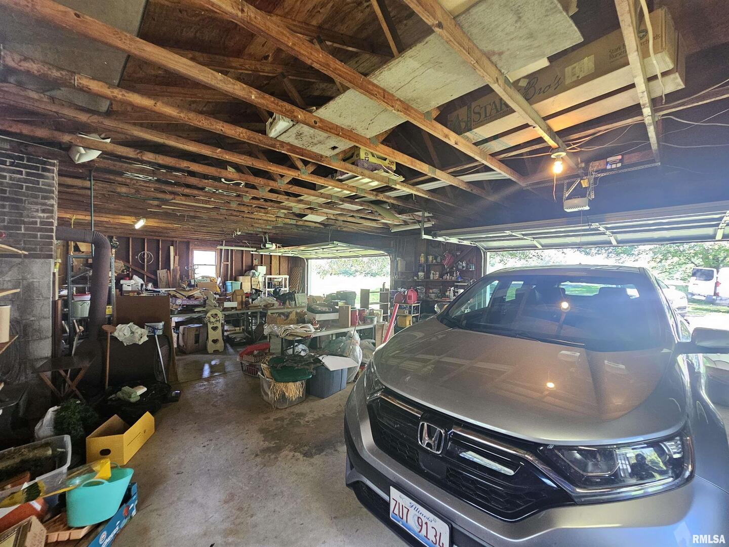 4864 Boaz Road Grand Chain, IL 62941 - Photo 28 of 32 a view of a room with gym equipment