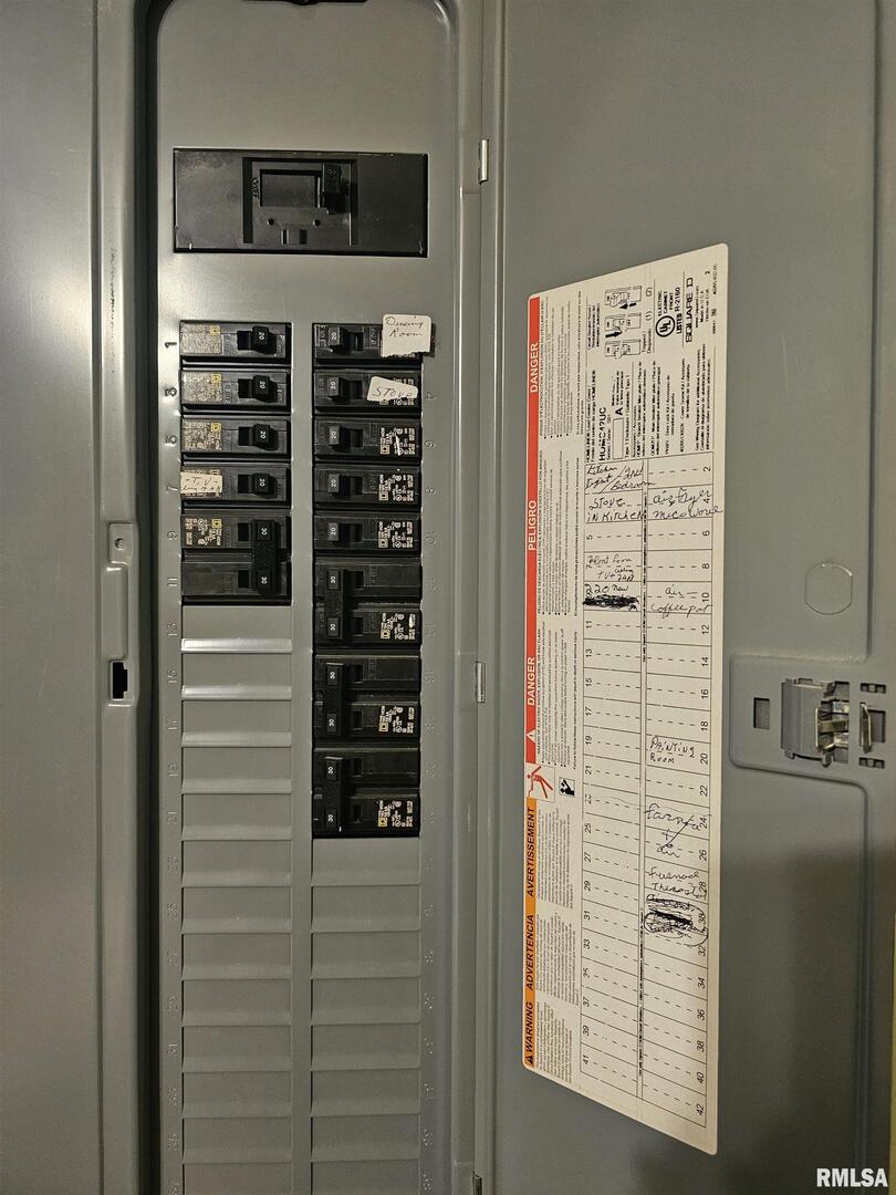 4864 Boaz Road Grand Chain, IL 62941 - Photo 30 of 32 a bathroom with a shower