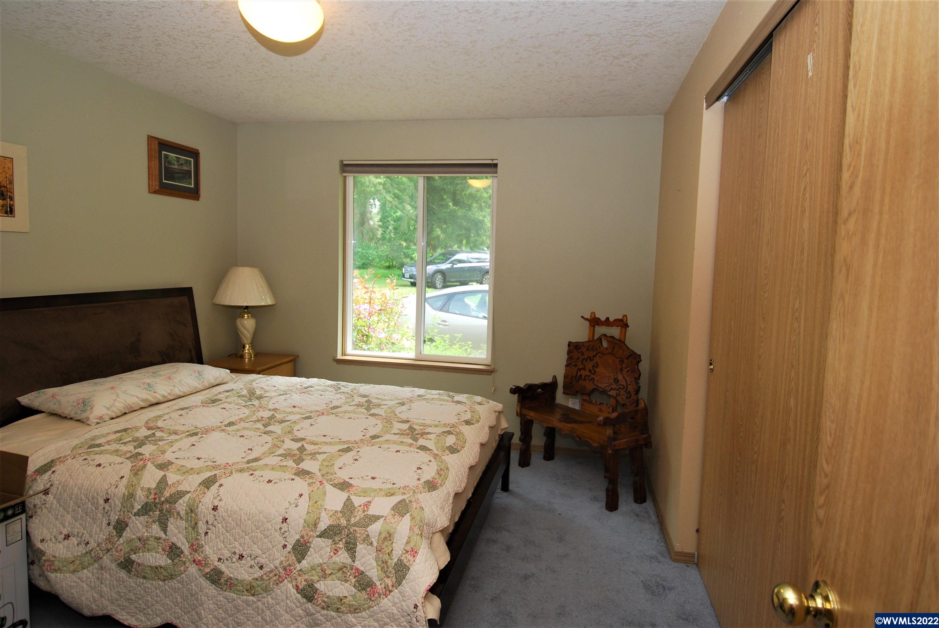 15917 Fir Ridge Lane Northeast Silverton, OR 97381 - Photo 6 of 17 Gallery Image 6