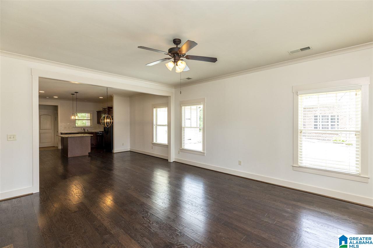 4938 Hawthorne Place Chelsea, AL 35043 - Photo 4 of 40