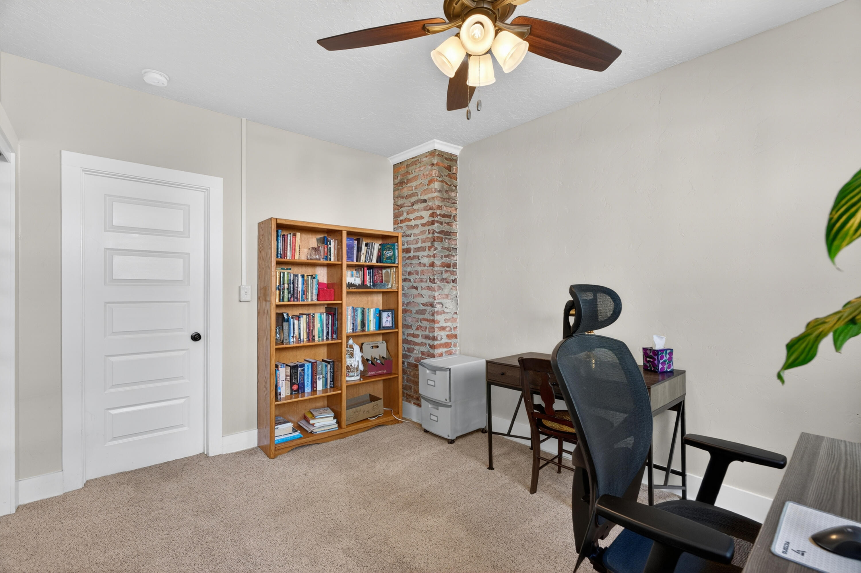 2405 Butte Street Redding, CA 96001 - Photo 15 of 45 2405 Butte St-02626