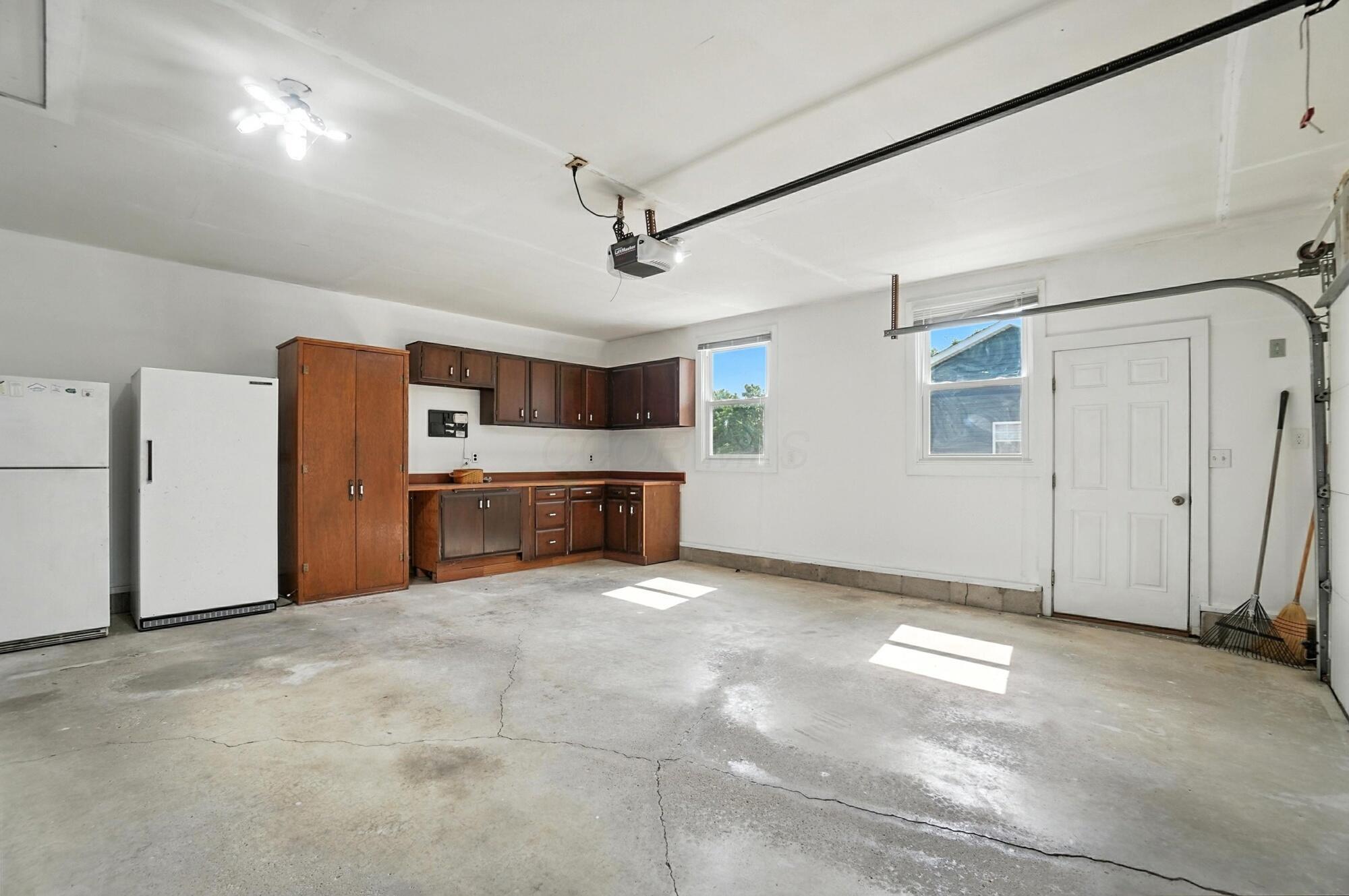 2355 Taylor Blair Road West Jefferson, OH 43162 - Photo 51 of 67 Garage