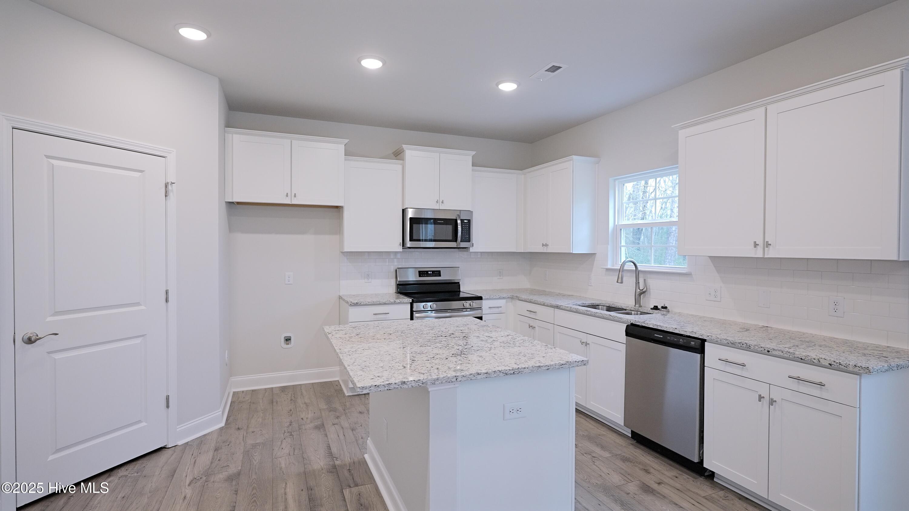 2966 Mithwick Street Southwest Shallotte, NC 28470 - Photo 14 of 36 14